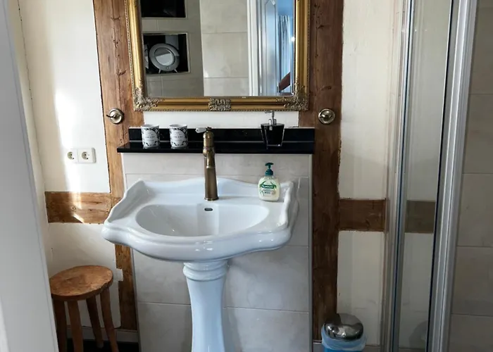 Katersuite شقة غروسشوناو