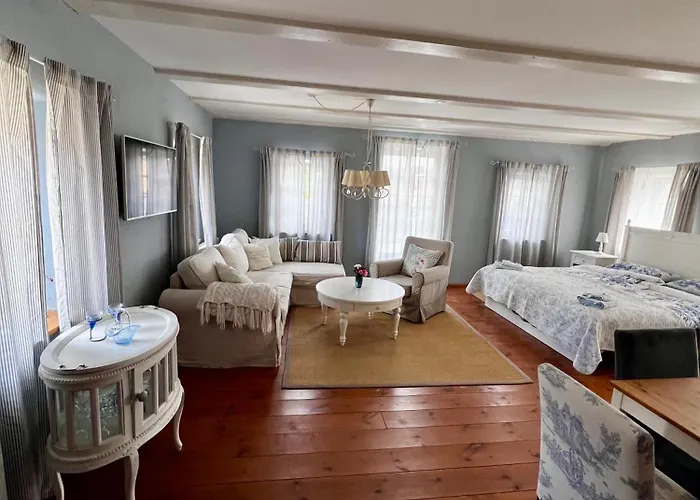 Katersuite غروسشوناو